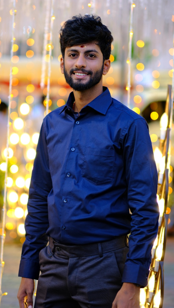 E.வினித் குமார்