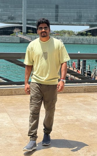 V.பாலாஜி 