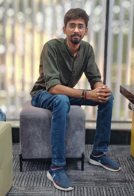 B.தாமோதரன் 